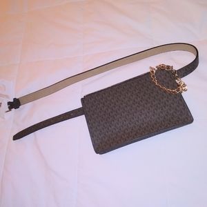 Michael Kors belt/wallet